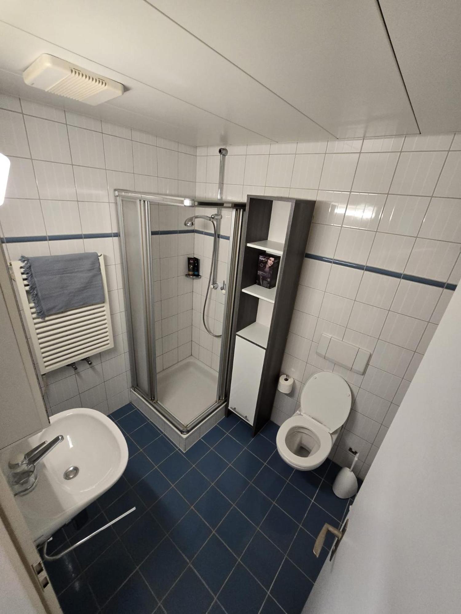 Urban Retreat - Cozy Studio With Private Patio Apartman Zürich Kültér fotó